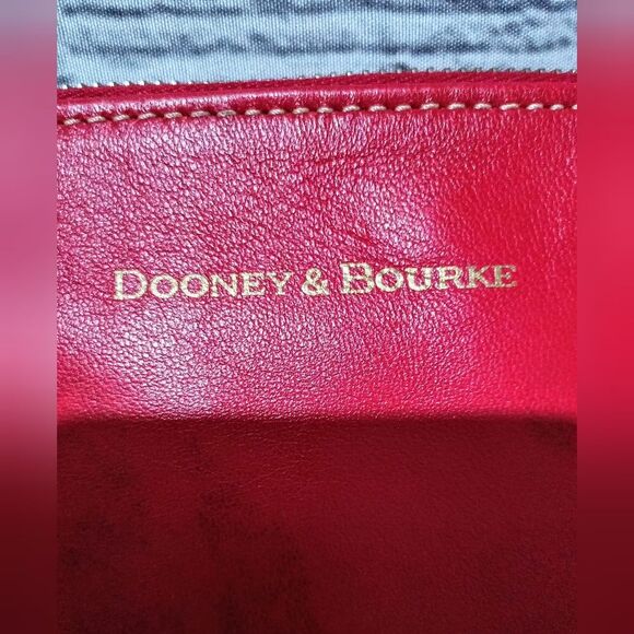 Dooney & Bourke Leather red Carrington Pouch clutch - Picture 3 of 8